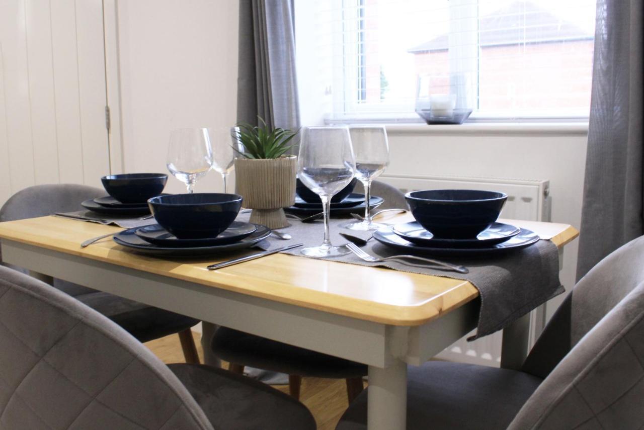 Abingdon - Private Flat With Garden & Parking 01 Lejlighed Eksteriør billede